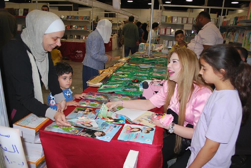 حفل توقيع آدم للكاتبة ساره السهيل