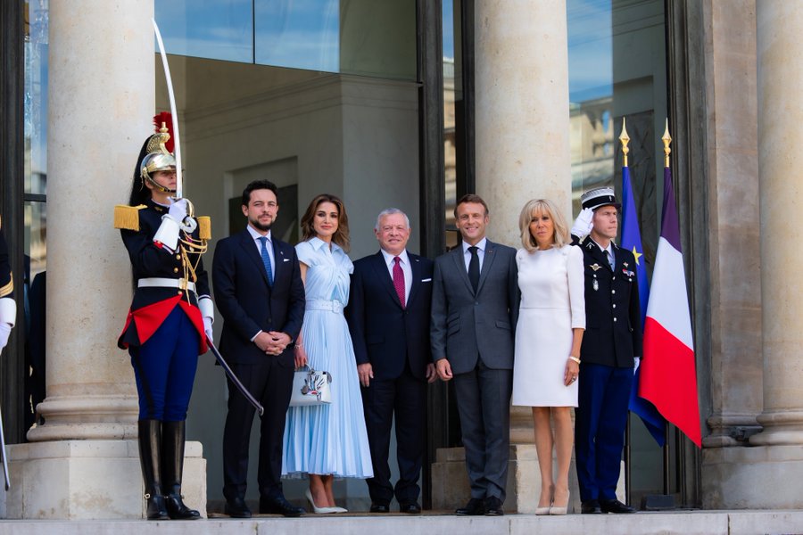 الملك والرئيس الفرنسي يعقدان لقاء في