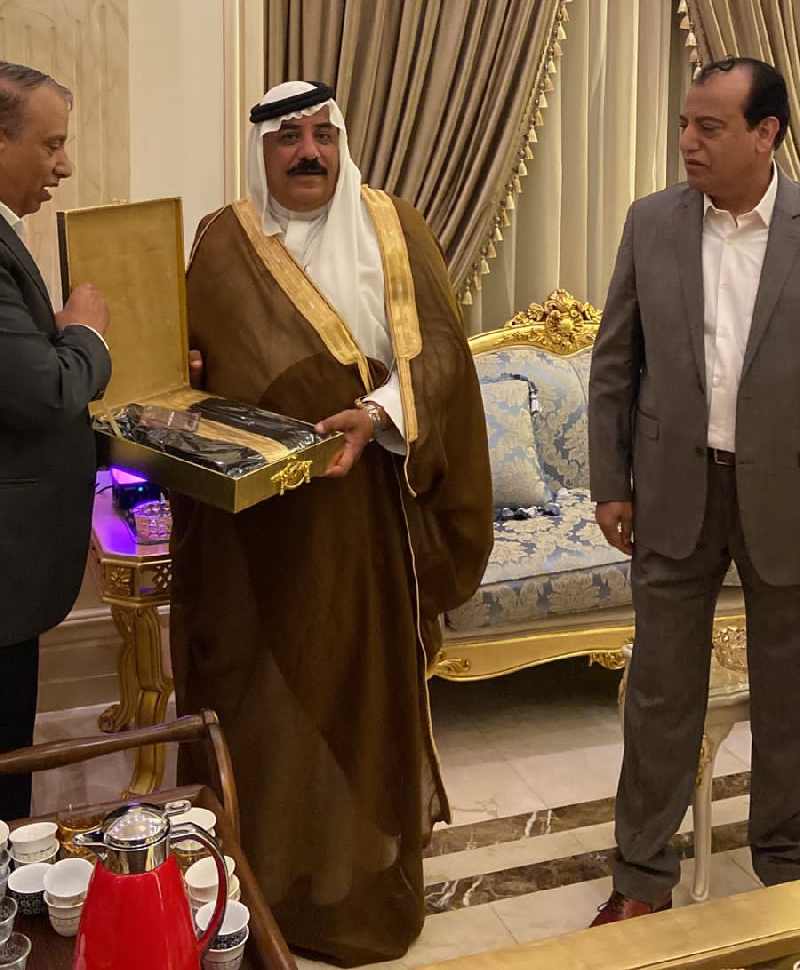 الفريق الحواتمة يكرّم الشاعر الشيخ إبراهيم