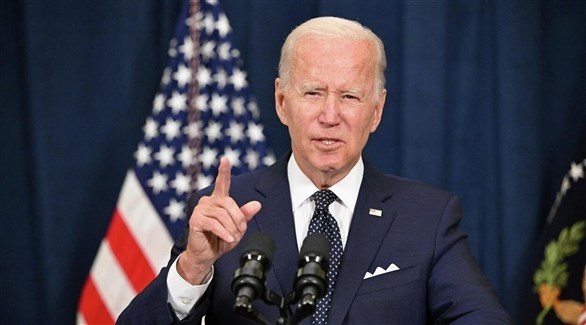 بايدن يحذّر بوتين من استخدام النووي