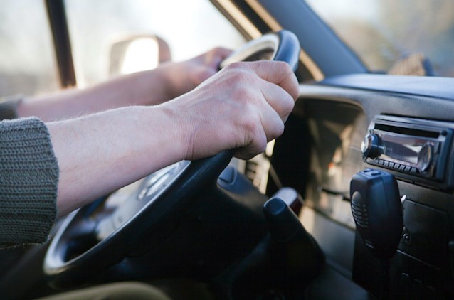 مؤسسة حكومية استثمارية تطلب سائقا