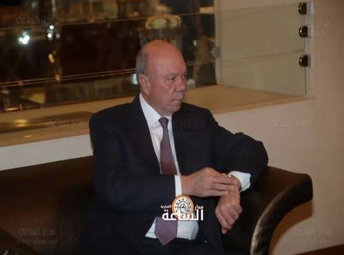 الفايز يطالب بمحاسبة المتسببين بانهيار عمارة