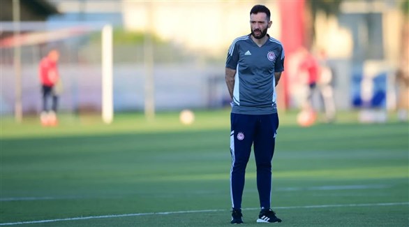 إقالة مدرب أوليمبياكوس