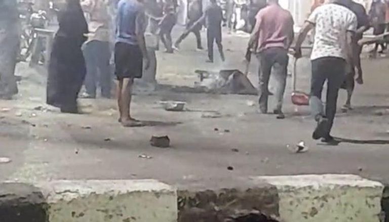 حرب شوارع في مدينة مصرية.. أسلحة