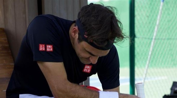 فيدرر يعتزل الجمعة بمباراة في زوجي