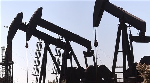 أسعار النفط تتراجع بعد رفع الفائدة
