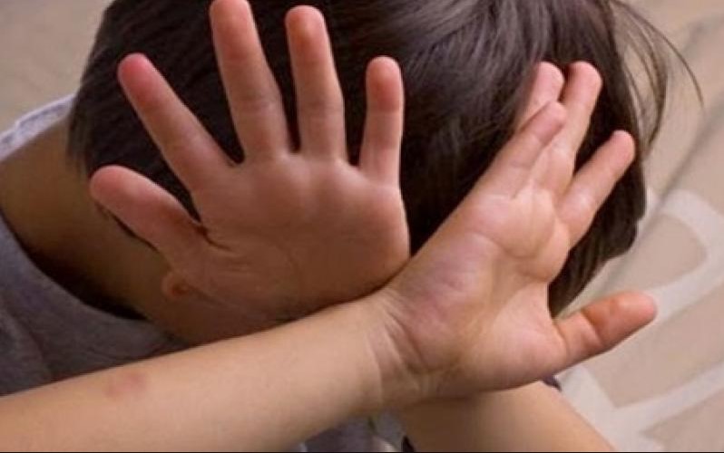 الجنايات تغلّظ عقوبة شاب هتك عرض