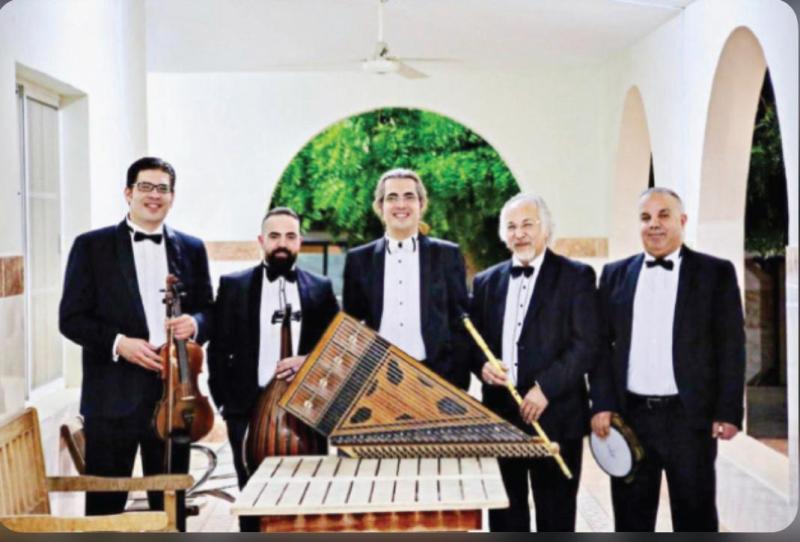 في أمسية منعشة .. فرقة حليم