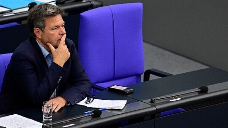 هابيك: برلين تتابع ما يحيط بـالسيل