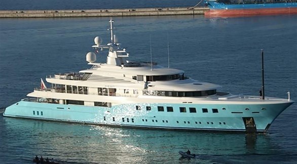 بيع يخت مصادر لرجل أعمال روسي