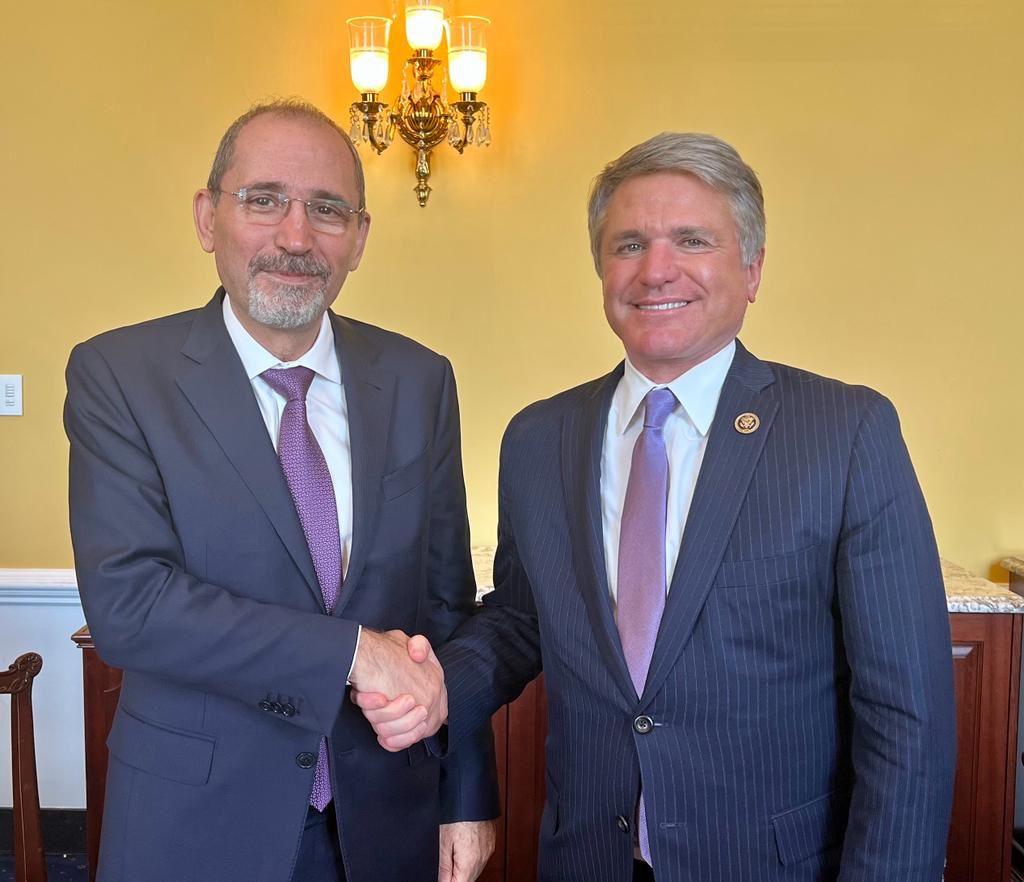 وزير الخارجية يشيد بمواقف الكونغرس الأمريكي