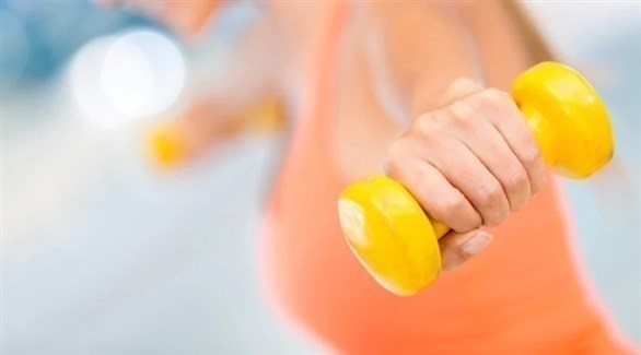رفع الأوزان يعزّز فوائد الأيروبك لكبار