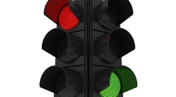 أيهما أقوى تأثيرا على الدماغ: الأحمر