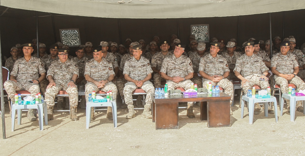 رئيس هيئة الأركان المشتركة يزور مركز