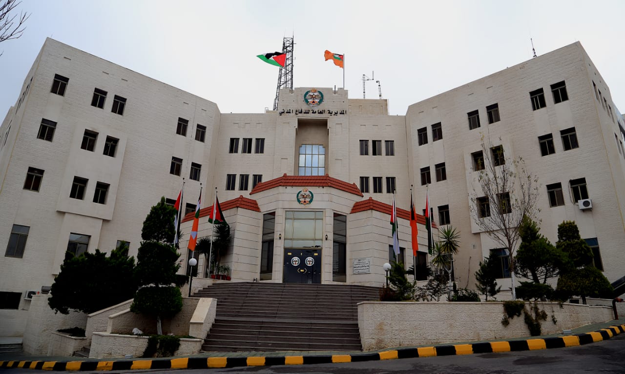 “الدفاع المدني” تتعامل مع 935 حالة