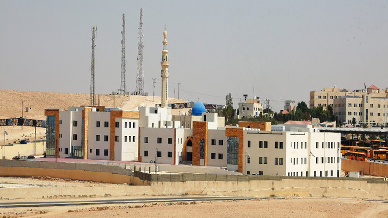 دراسة طب الاسنان في الزرقاء.. لم