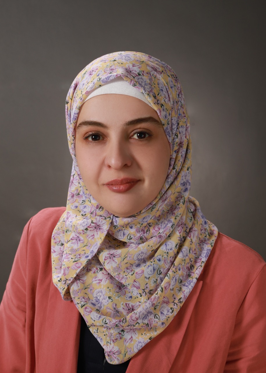 باحثة من قسم الرياضيات في جامعة