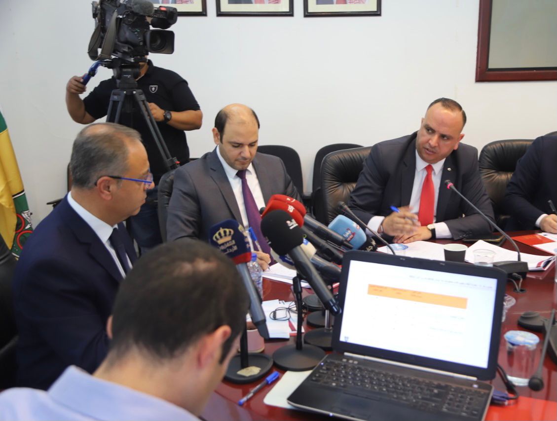 استطلاع مركز الدراسات الاستراتيجية بين الصدمة