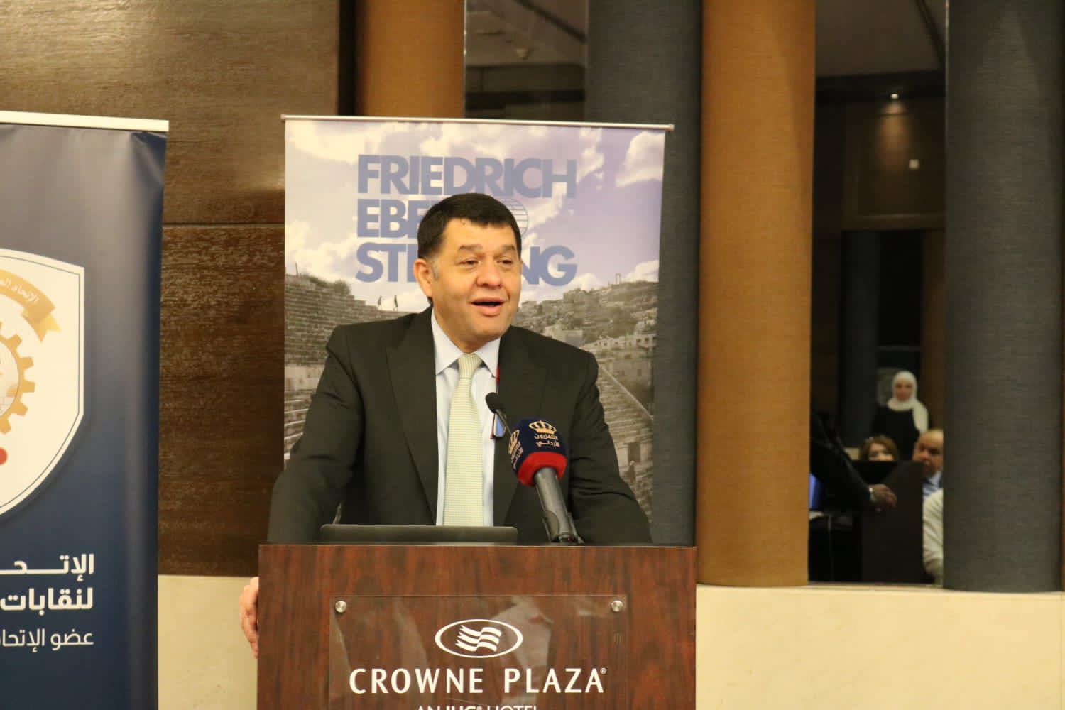 استيتية يرعى أعمال مؤتمر الانتقال العادل