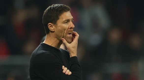 تشابي يطالب لاعبيه بمزيد من الفعالية