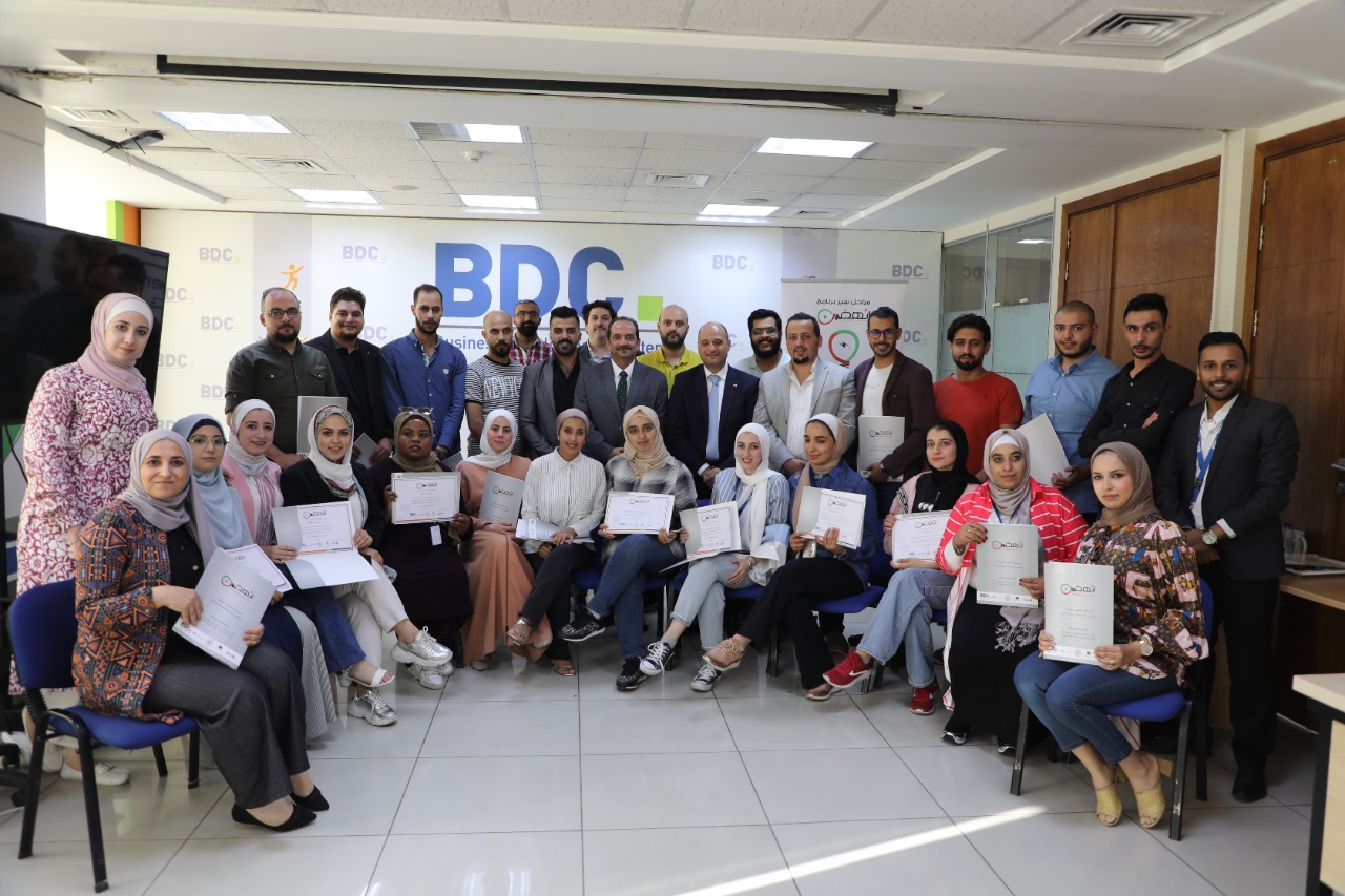 انهض يختتم ورشات ريادة الأعمال للفوج