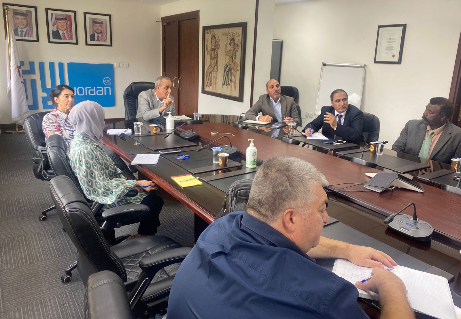 وزارة السياحة والآثار تناقش خطة تطوير