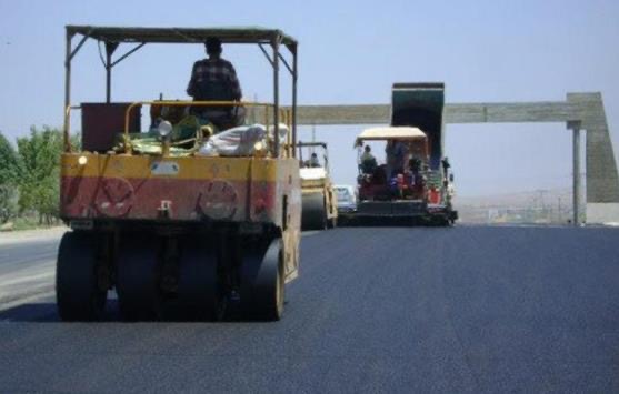 الأمانة تعبد شوارع رئيسية بكلفة 1.25