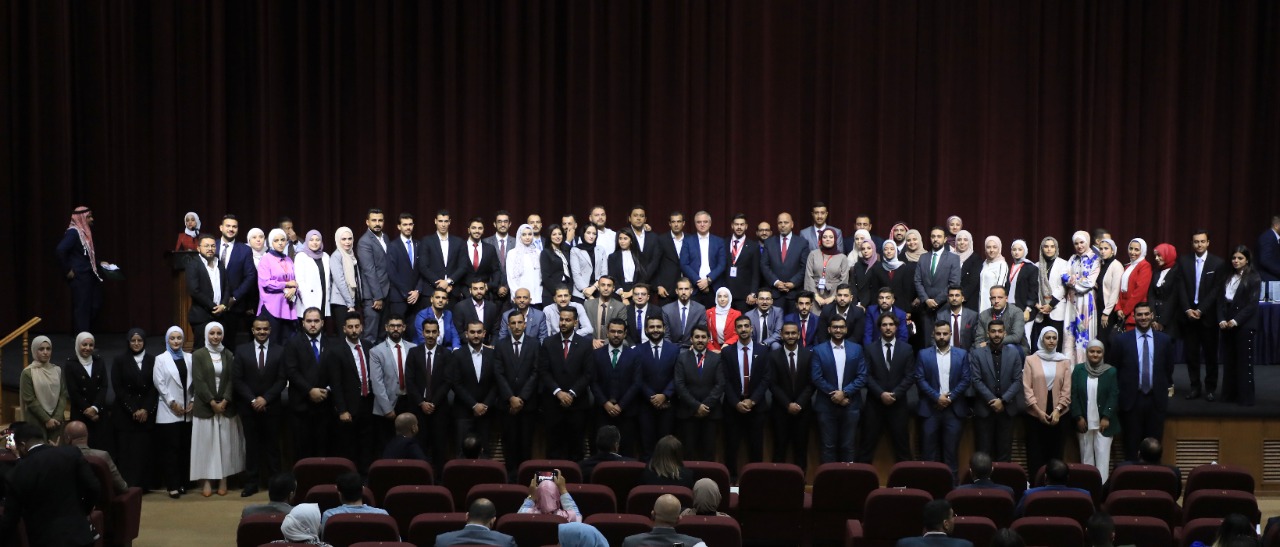 مندوبا عن رئيس الوزراء.. وزير الشباب