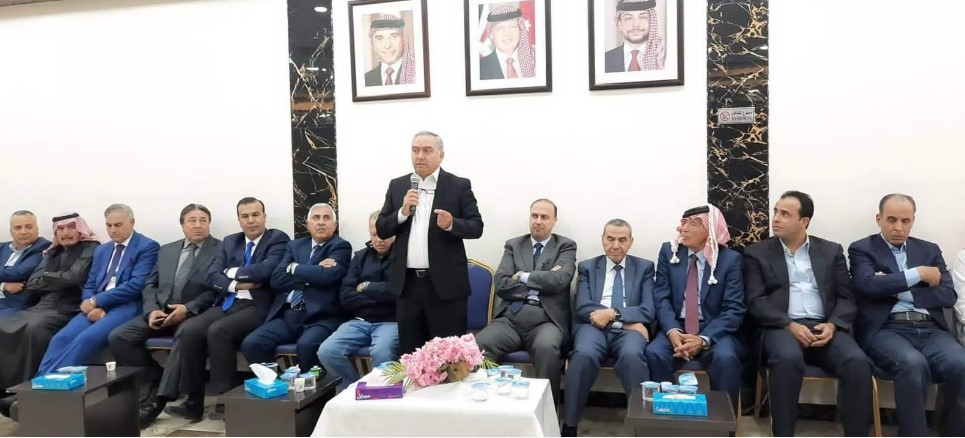 حوار سياسي على مائدة الشخانبة تكريما