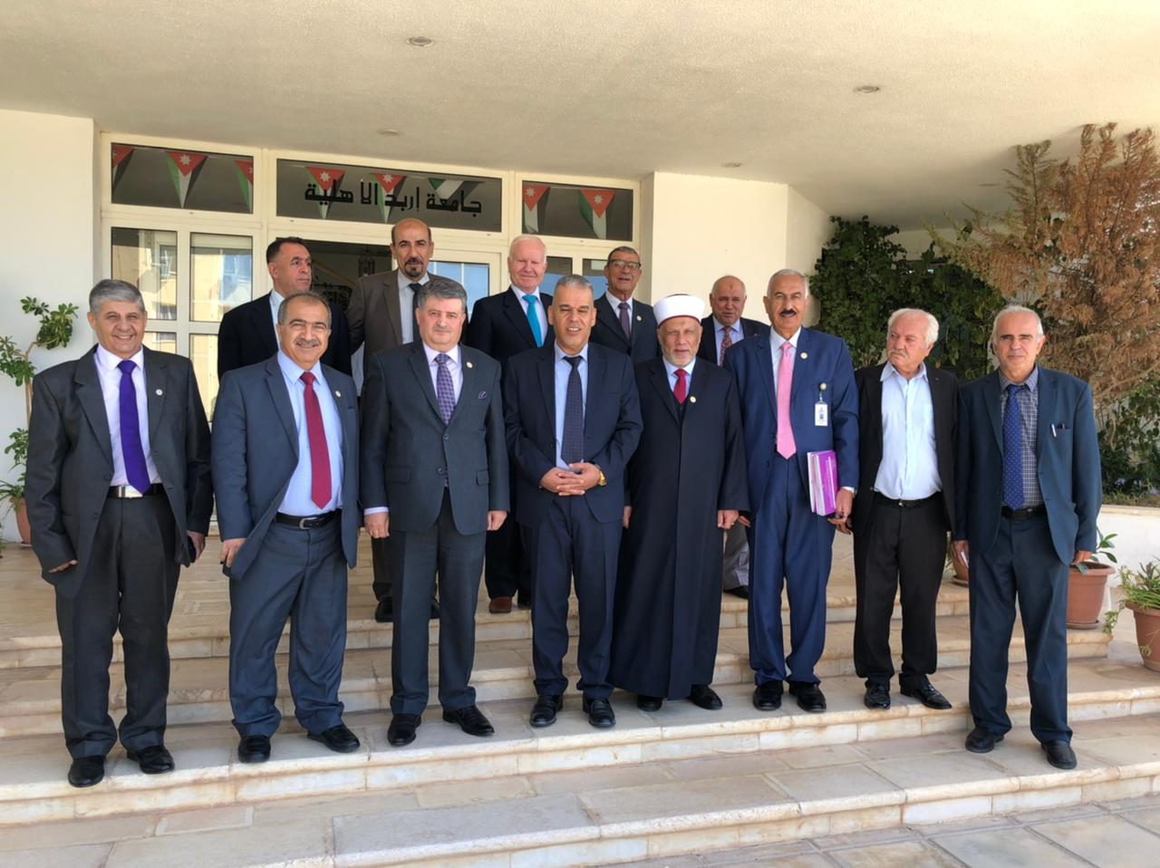 جمعية عون الثقافية الوطنية تزور جامعة