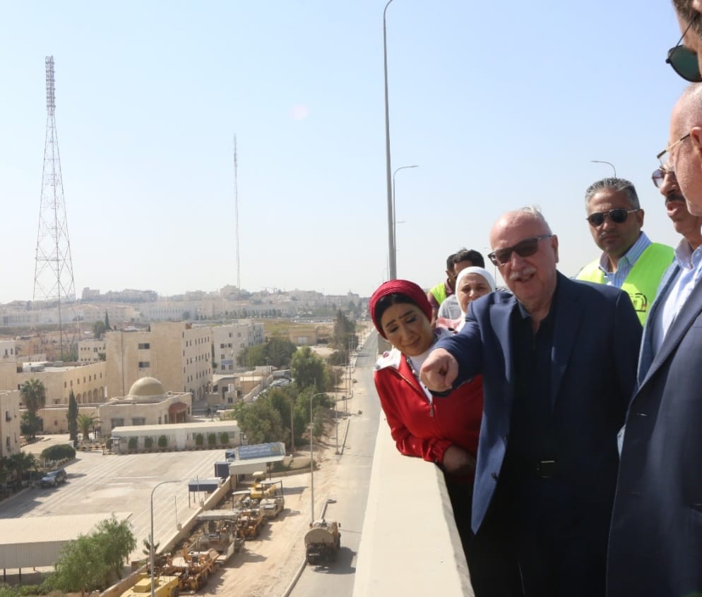 تقاطع الارسال.. افتتاح الجسر العلوي امام