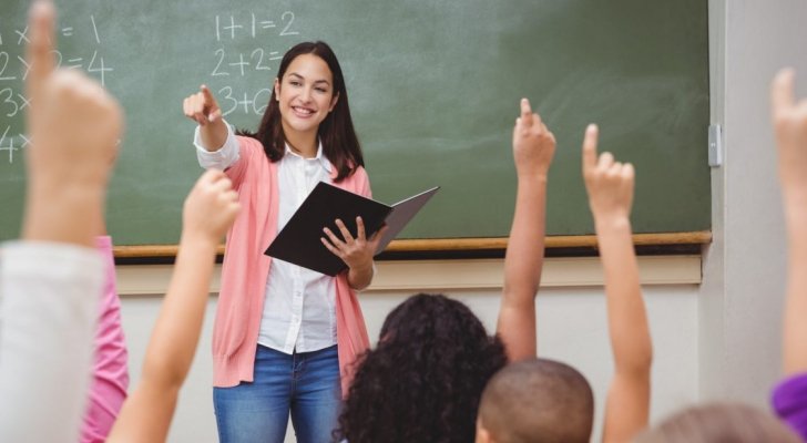 %11.1 من موظفي الأردن يعملون في