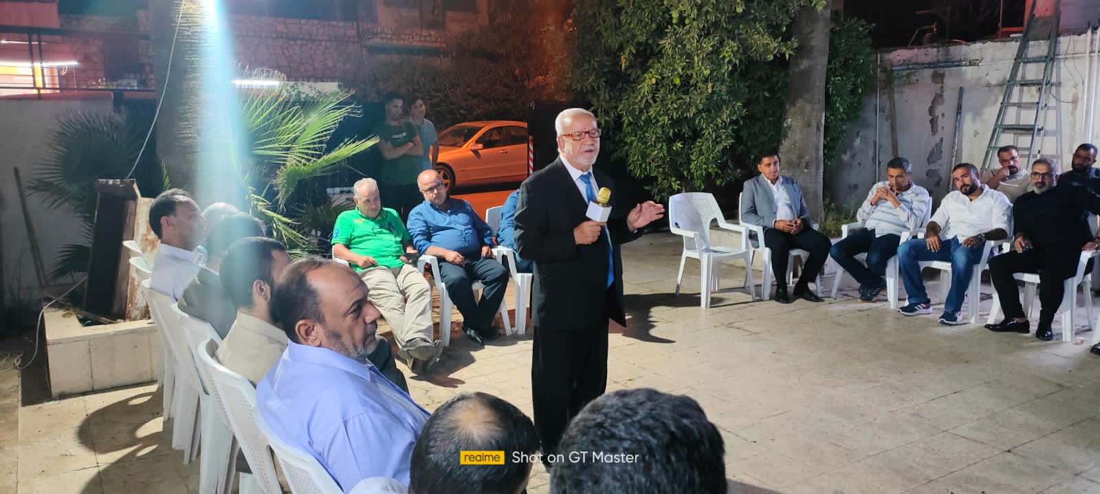 تجار اربد يحتشدون دعما للمرشح اكريم