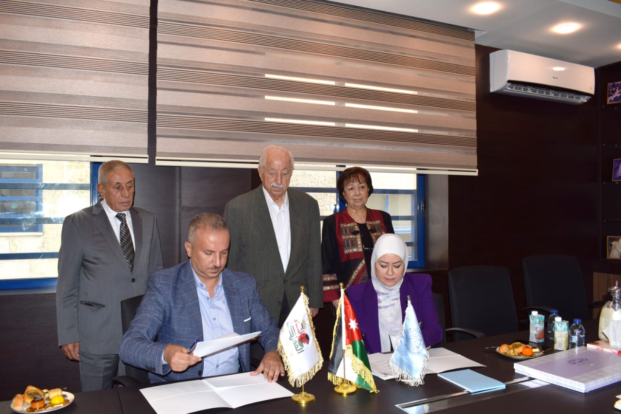 أبناء المملكة والأردنية الدولية يوقعان مذكرة