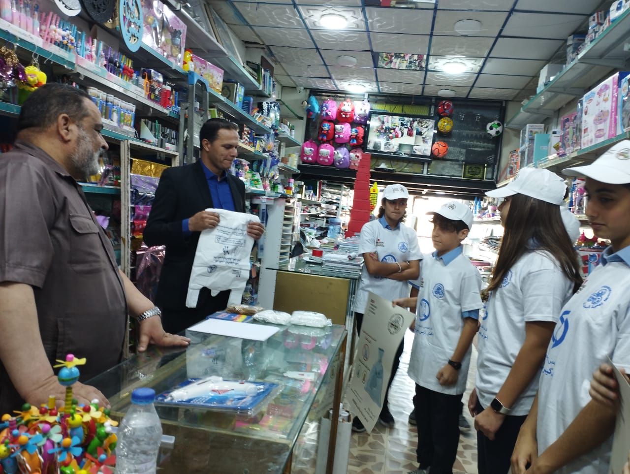 جمعية البيئة والسفارة الفرنسية تنفذان حملة