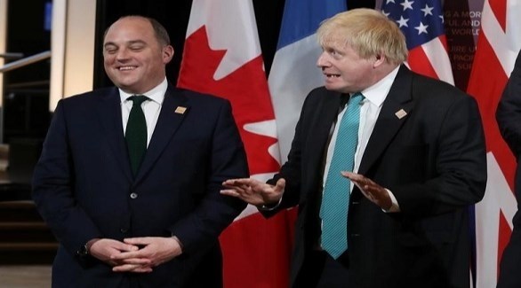 وزير دفاع بريطانيا: لن أترشح لخلافة