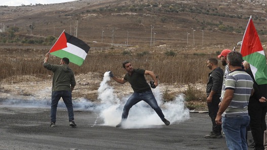 إصابات خلال مواجهات مع قوات الاحتلال