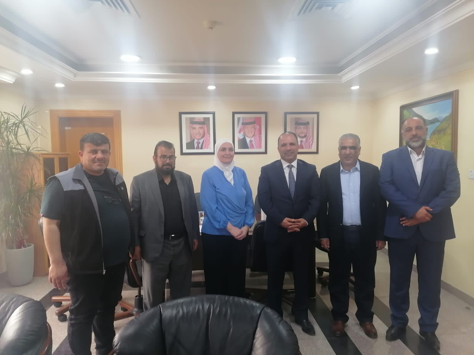 نقابة الكهرباء تبحث مع وزارة الطاقة