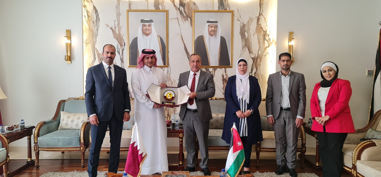 وفد من مجلس العاصمة يلتقي السفير