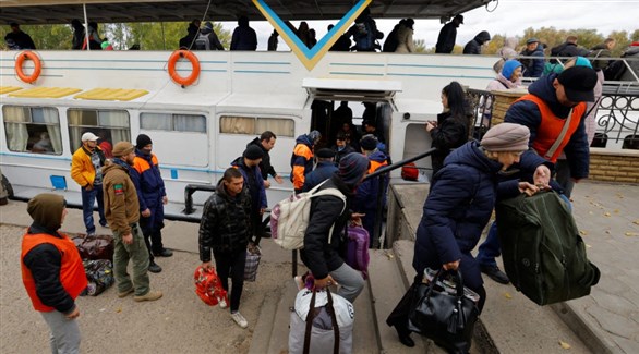 الموالون لروسيا يشكلون ميليشيا مسلحة في