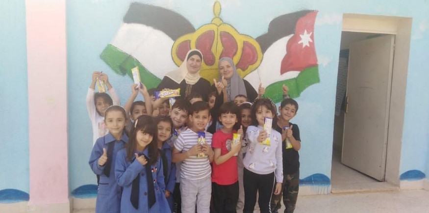 مدرسة الحديب تقدم فقرات إذاعية مميزة