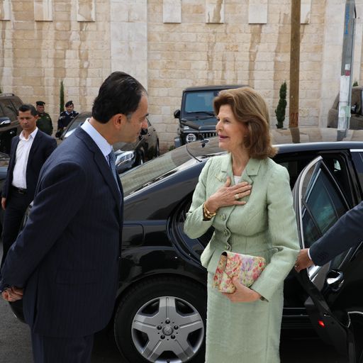 ملكة السويد سيلفيا في دارة الجازي