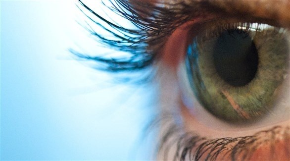 زيت الخروع .. لنمو الرموش ومنع