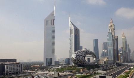 الإمارات تسجل فائضا بالمليارات