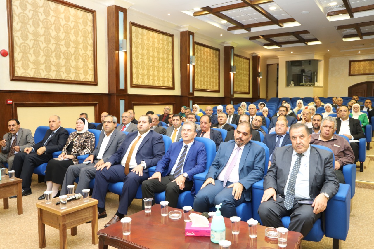 رئيس جامعة البلقاء التطبيقية يلتقي أعضاء