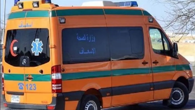 بعد 4 ساعات فقط من زفافه..