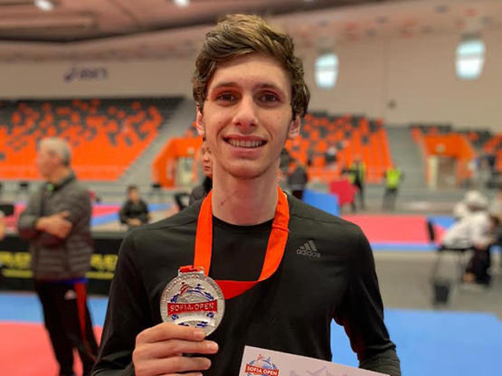 انجاز تاريخي وغير مسبوق في تاريخ