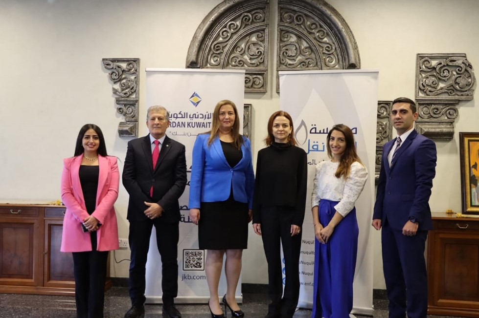 اتفاقية شراكة بين مؤسسة نقل و