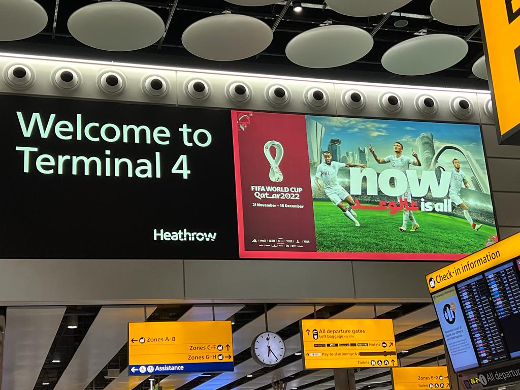 في مطار هيثرو (صورة)