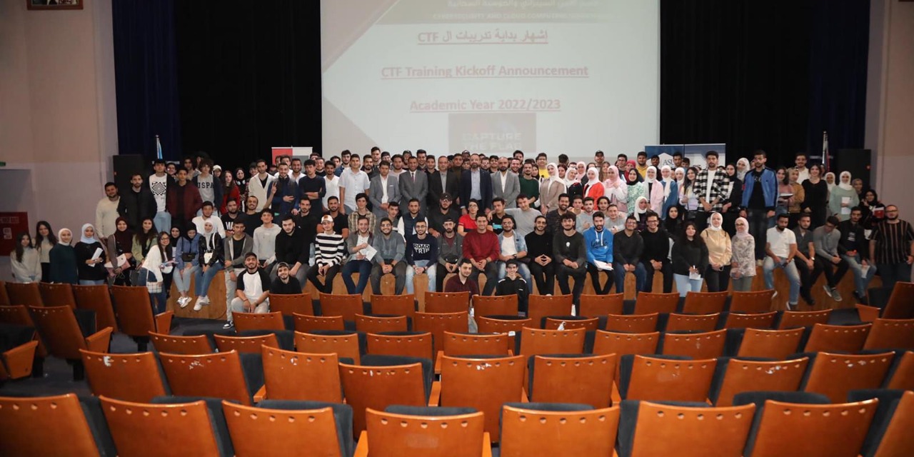 كلية تكنولوجيا المعلومات في العلوم التطبيقية